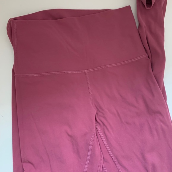Lululemon Align super high rise Nulu sz 4 - Picture 2 of 4